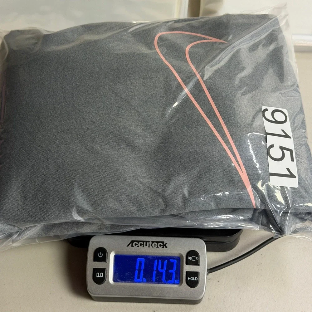 Nike Dri-FIT Gray Hoodie Pullover Therma Fit Women's Medium‎ Athletic Workout